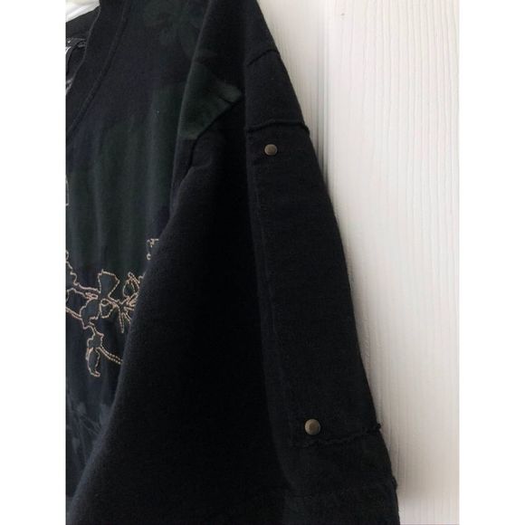 T- shirt - Picture 3 of 5